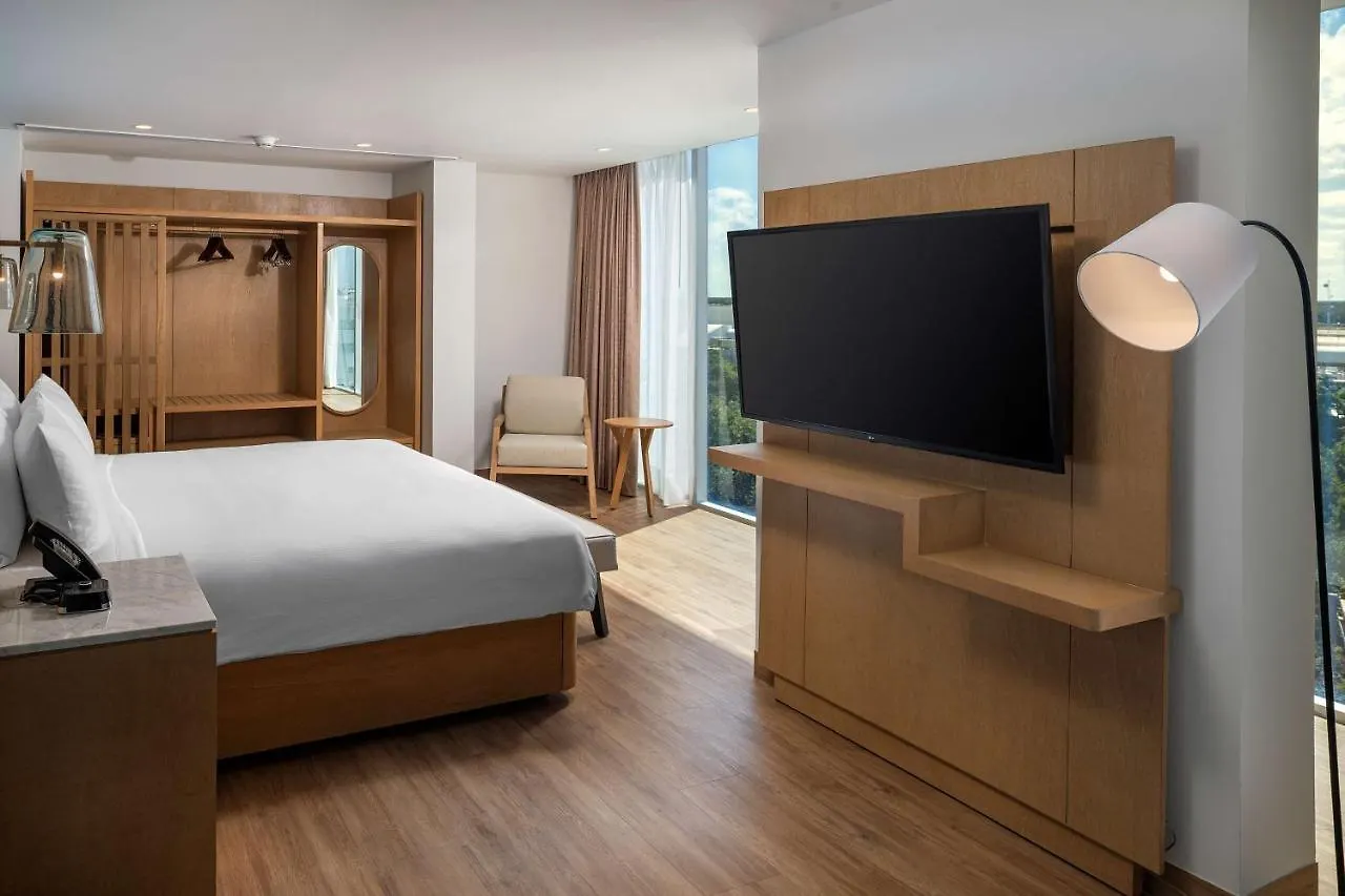 Hilton Garden Inn Cancun Airport Szálloda