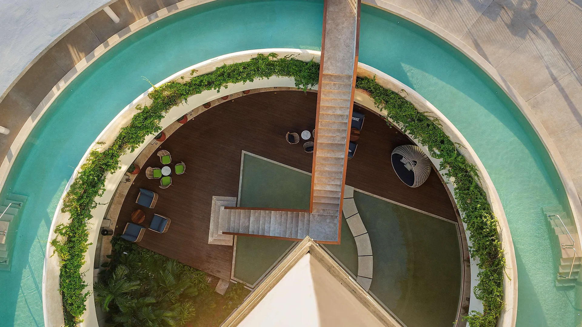 Hilton Garden Inn Cancun Airport Отель