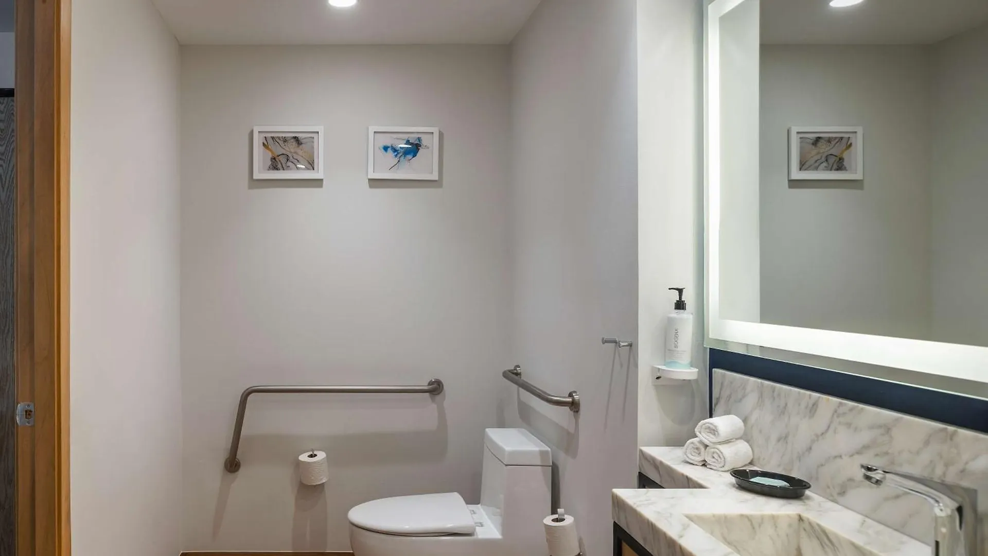 Hilton Garden Inn Cancun Airport Отель
